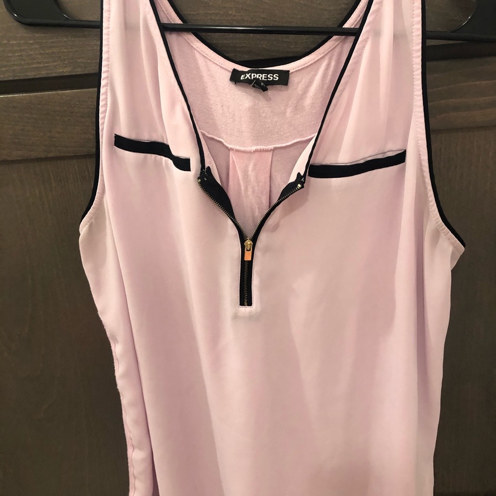 Express light pink sleeveless-L